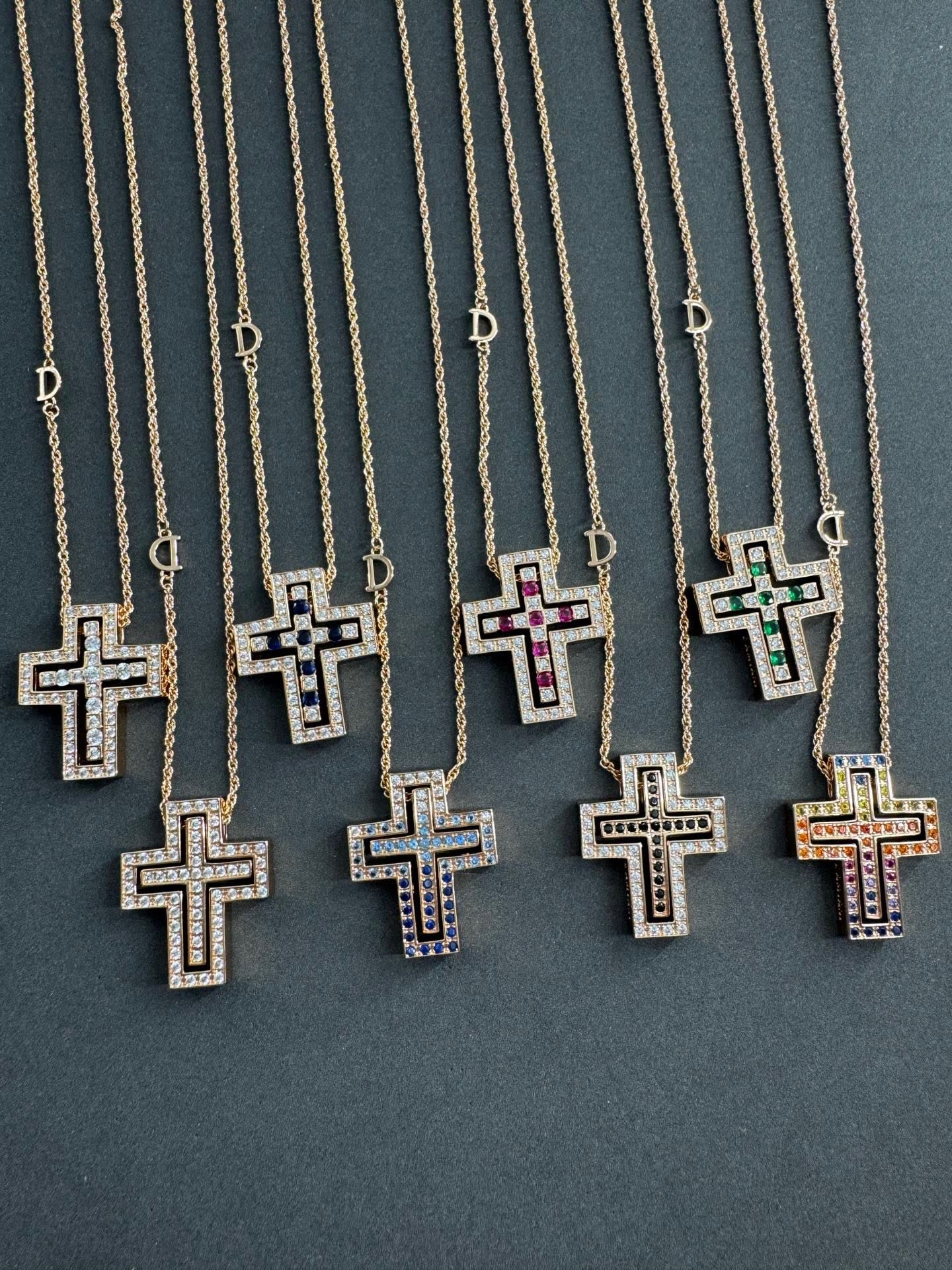 Damiani Dior Cross Pendant Necklace